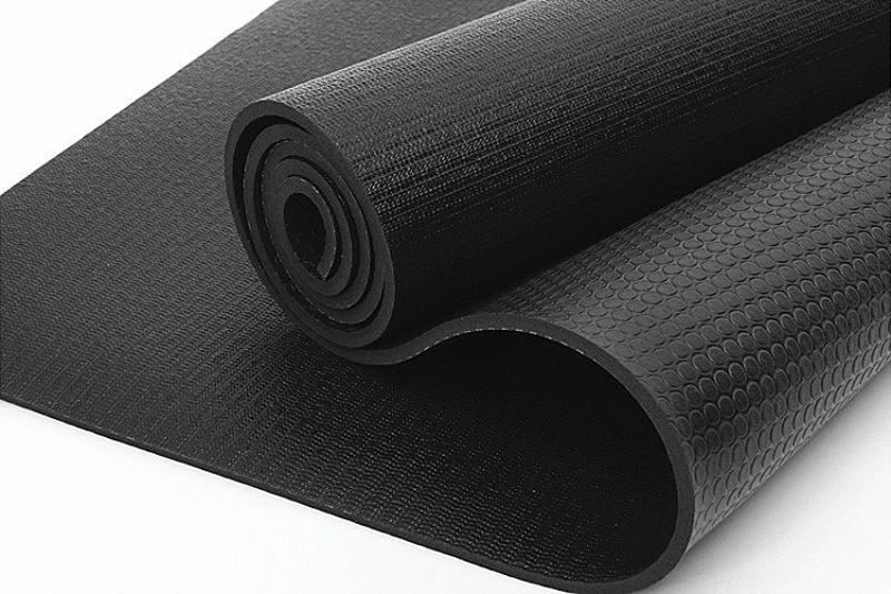 Kompakte Yogamatte aus PVC